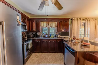 8 Flanders Street, Johnston, RI 02919 - Photo 11