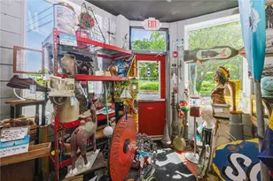 1019 Main Rd, Tiverton, RI 02878 - Photo 21