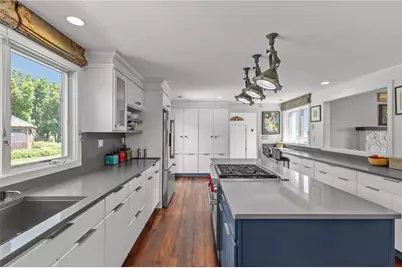 11 Stonegate Road, Warren, RI 02885 - Photo 3