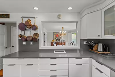 11 Stonegate Road, Warren, RI 02885 - Photo 5