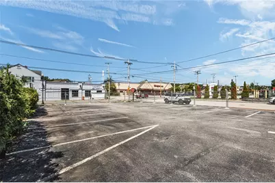 1058 Charles Street, North Providence, RI 02904 - Photo 33