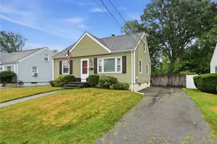 22 Yale Ave, East Providence, RI 02915 - Photo 3
