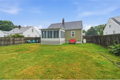 22 Yale Avenue, East Providence, RI 02915 - Photo 33