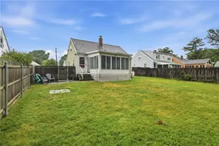 22 Yale Ave, East Providence, RI 02915 - Photo 33