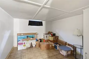 22 Yale Ave, East Providence, RI 02915 - Photo 31
