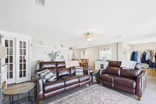 69 Namquid Dr, Warwick, RI 02888 - Photo 15