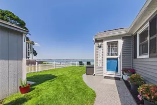 69 Namquid Dr, Warwick, RI 02888 - Photo 5