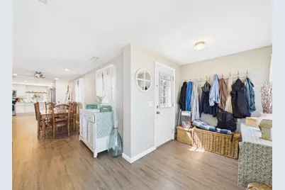 69 Namquid Drive, Warwick, RI 02888 - Photo 17