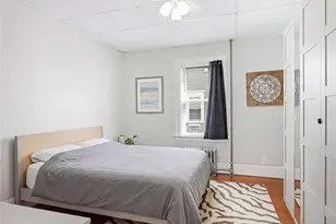 241 Pleasant St, Providence, RI 02906 - Photo 19