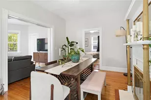 241 Pleasant St, Providence, RI 02906 - Photo 9