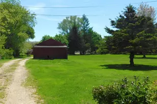 3895 Kingstown Rd, South Kingstown, RI 02892 - Photo 39