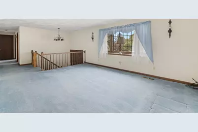 18 Fawn Lane, West Warwick, RI 02893 - Photo 5