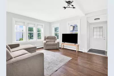 45 Van Zandt Avenue, Warwick, RI 02889 - Photo 5