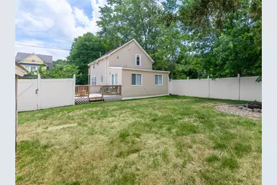 45 Van Zandt Avenue, Warwick, RI 02889 - Photo 19