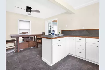 45 Van Zandt Avenue, Warwick, RI 02889 - Photo 11