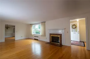 90 Frontier Rd, Warwick, RI 02889 - Photo 15