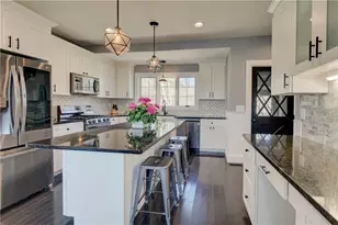 499 Seven Mile Rd, Cranston, RI 02831 - Photo 13