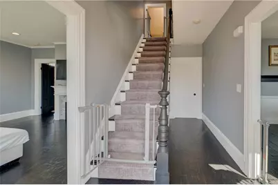 499 Seven Mile Road, Cranston, RI 02831 - Photo 5