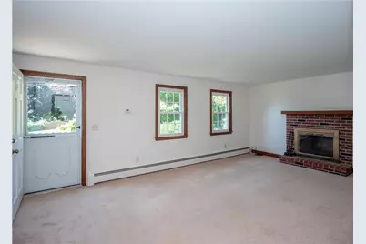 94 Ferreira Terrace, Portsmouth, RI 02871 - Photo 9