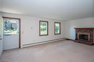 94 Ferreira Terrace, Portsmouth, RI 02871 - Photo 9