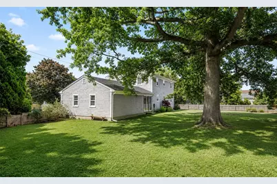 94 Ferreira Terrace, Portsmouth, RI 02871 - Photo 7