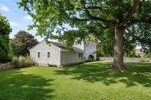 94 Ferreira Terrace, Portsmouth, RI 02871 - Photo 7