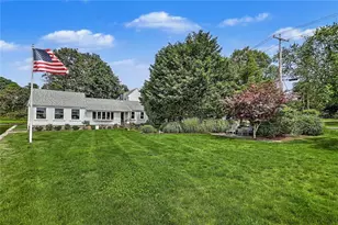 166 New Meadow Rd, Barrington, RI 02806 - Photo 3