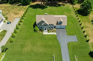 42 East Lantern Rd, Lincoln, RI 02865 - Photo 3