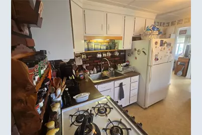 725 Succotash Road, South Kingstown, RI 02879 - Photo 9