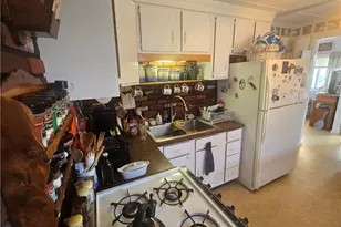 725 Succotash Rd, South Kingstown, RI 02879 - Photo 9