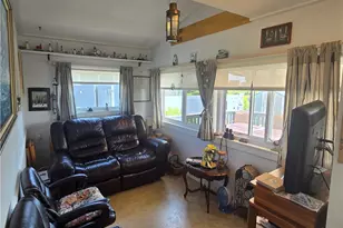 725 Succotash Rd, South Kingstown, RI 02879 - Photo 7