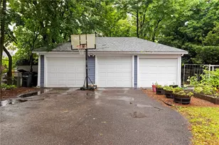 79 Wheeler Ave, Cranston, RI 02905 - Photo 45