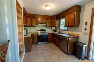 35 Old Pine Rd, Narragansett, RI 02882 - Photo 9