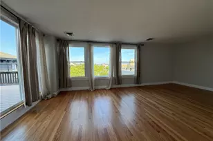 198 Thames St, Newport, RI 02840 - Photo 9
