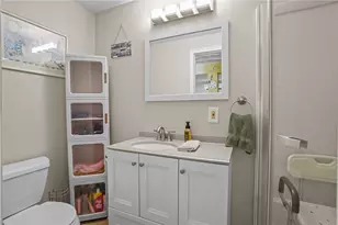 1304 New London Ave, Cranston, RI 02920 - Photo 15