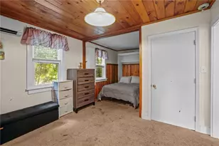 1304 New London Ave, Cranston, RI 02920 - Photo 31