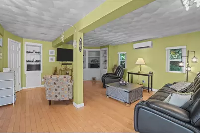 1304 New London Avenue, Cranston, RI 02920 - Photo 11