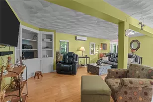 1304 New London Ave, Cranston, RI 02920 - Photo 13