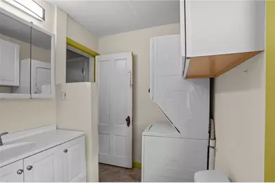 1304 New London Avenue, Cranston, RI 02920 - Photo 35
