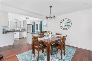 17 Old Farm Way, Middletown, RI 02842 - Photo 11