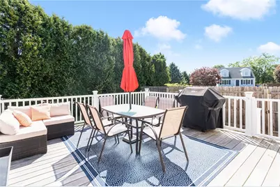 17 Old Farm Way, Middletown, RI 02842 - Photo 3
