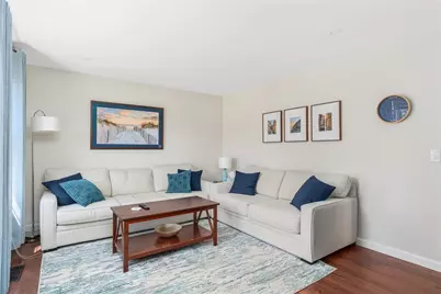 17 Old Farm Way, Middletown, RI 02842 - Photo 5