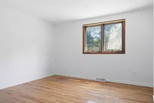 189 Woody Hill Rd, Hopkinton, RI 02832 - Photo 9