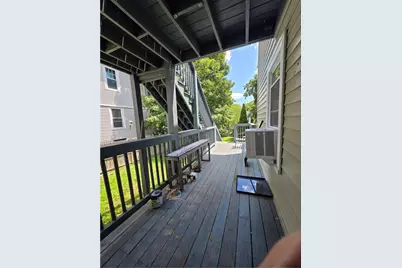 422 East Avenue, Pawtucket, RI 02860 - Photo 9