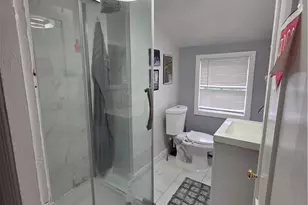 422 East Ave, Pawtucket, RI 02860 - Photo 25