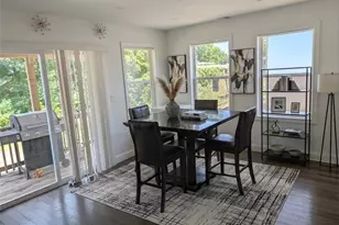 24 Walsh St, Providence, RI 02909 - Photo 3