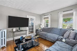 81 9th St, East Providence, RI 02914 - Photo 5