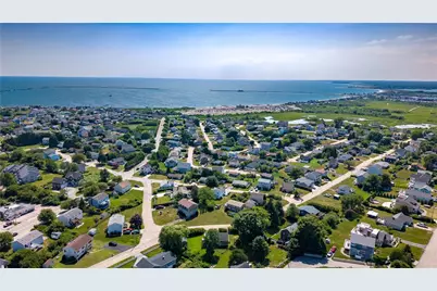 17 Saltaire Avenue, Narragansett, RI 02882 - Photo 5