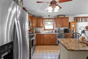 123 Rice Ave, East Providence, RI 02914 - Photo 3