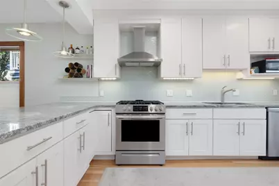 49 Methyl Street, Providence, RI 02906 - Photo 9